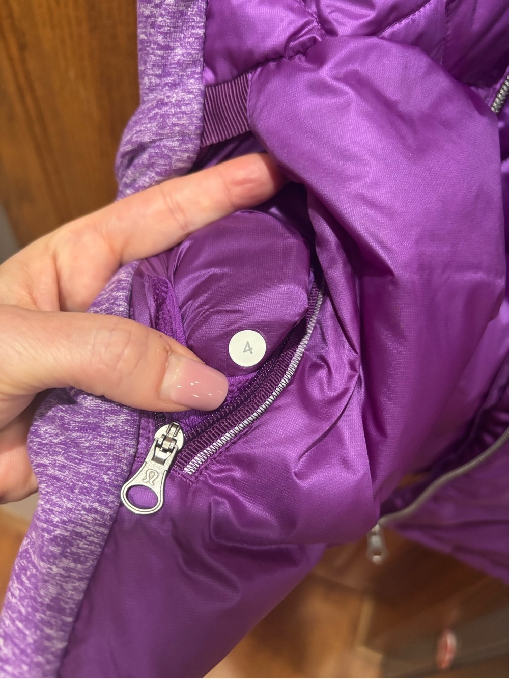 Women’s Lululemon Purple Quilted Sleeveless Vest size 4 - Picture 10 of 12